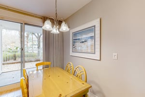 Baytowne Wharf  Pilot House 316 5