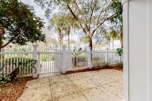 Baytowne Wharf  Pilot House 316 19