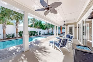 Sea Glass Cottage 35