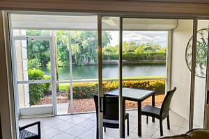Wiggins Bay Sunny Retreat 10