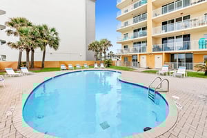 Dune Pointe 401 31