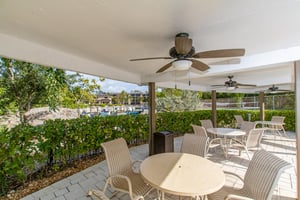 Buttonwood Bay Escape 31