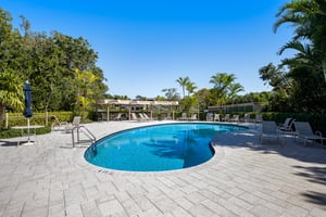 Buttonwood Bay Escape 33