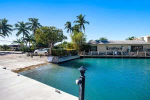 Buttonwood Bay Escape 43