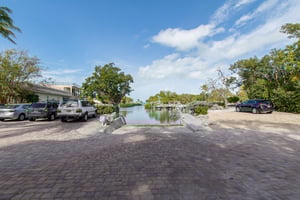 Buttonwood Bay Escape 45