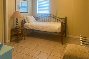 Kakis Cottage 20