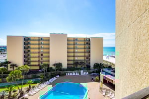 Top of the Gulf 809 17