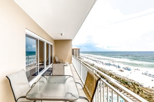 Sterling Beach 706 1