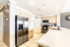 Sterling Beach 706 11