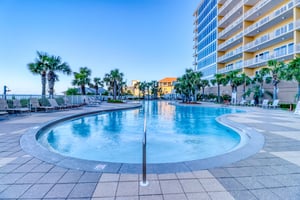 Sterling Beach 1601 34
