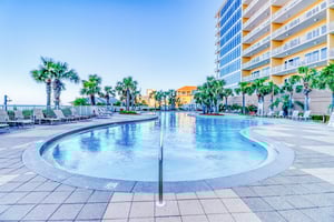 Sterling Beach 1206 2