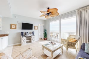 Splash Resort 402W 6