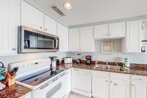 Splash Resort 402W 11
