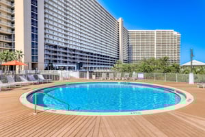 Laketown Wharf 933 43