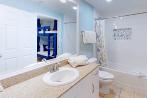 Laketown Wharf 1634 23