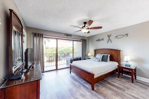 Edgewater Golf Villa 510 17