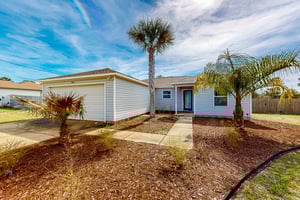 Driftwood Beach Retreat 2