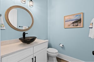 Breezin Home 13