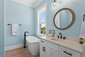 Breezin Home 16