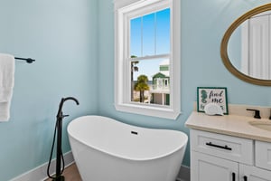 Breezin Home 17