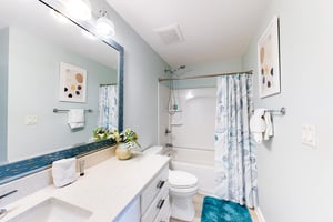 402 Beach Resort 10