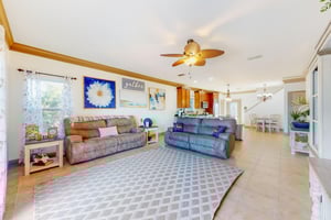 Bubbly Bayfront Beauty 5