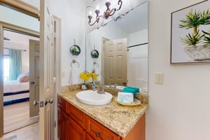 Bubbly Bayfront Beauty 17