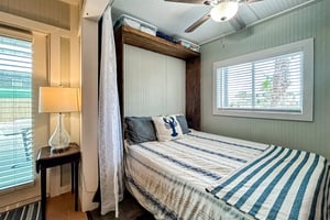 Bay Paradise 19