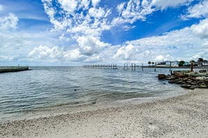 Bay Paradise 45