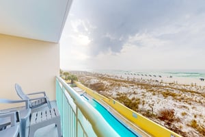 Pelican Isle 216 13