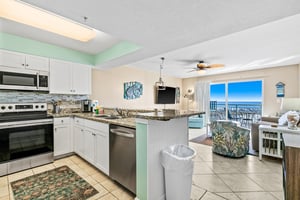 Pelican Isle 114 5