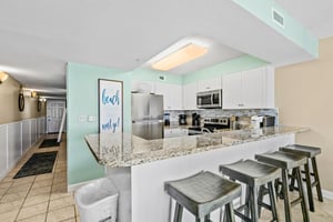 Pelican Isle 114 7