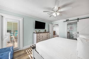 Holiday Surf and Racquet Unit 310 47