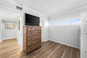 Holiday Surf and Racquet Unit 318 6