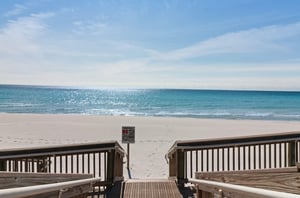 A beachrules sign for beachgoers.