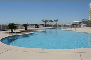 Lovely swimming pool at Gulf Shores Plantation