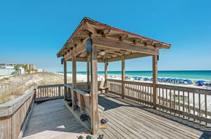 471440 El Matador Condos  482 0 202310 121