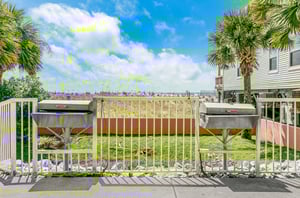 472596 Seacrest Condominiums  1045 0 202310 515