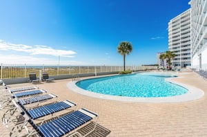 The zeroentry outdoor pool at Lighthouse Condominiums