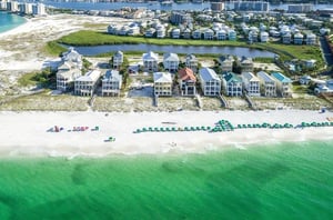 The community is nestled between the Gulf of Mexico and Destin Harbor and includes two lakes.