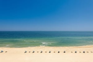 Stay only steps away from the white sandy beaches at Admirals Quarters