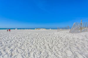 The white sandy beach in Orange Beach Alabama