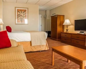 Quality Hotel Beach Resort in Clearwater Beach FL 54
