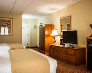 Quality Hotel Beach Resort in Clearwater Beach FL 55