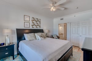Seawind  Unit 703 19