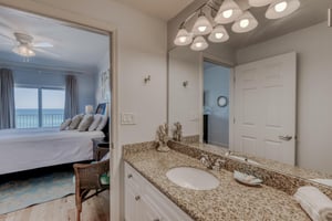 Seawind  Unit 703 22