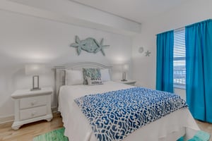 Seawind  Unit 703 24