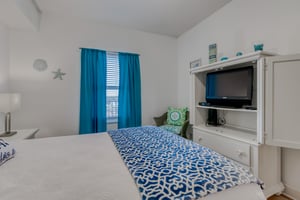 Seawind  Unit 703 25