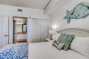 Seawind  Unit 703 26