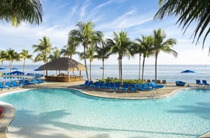 Take a dip in the Gulffront outdoor pool